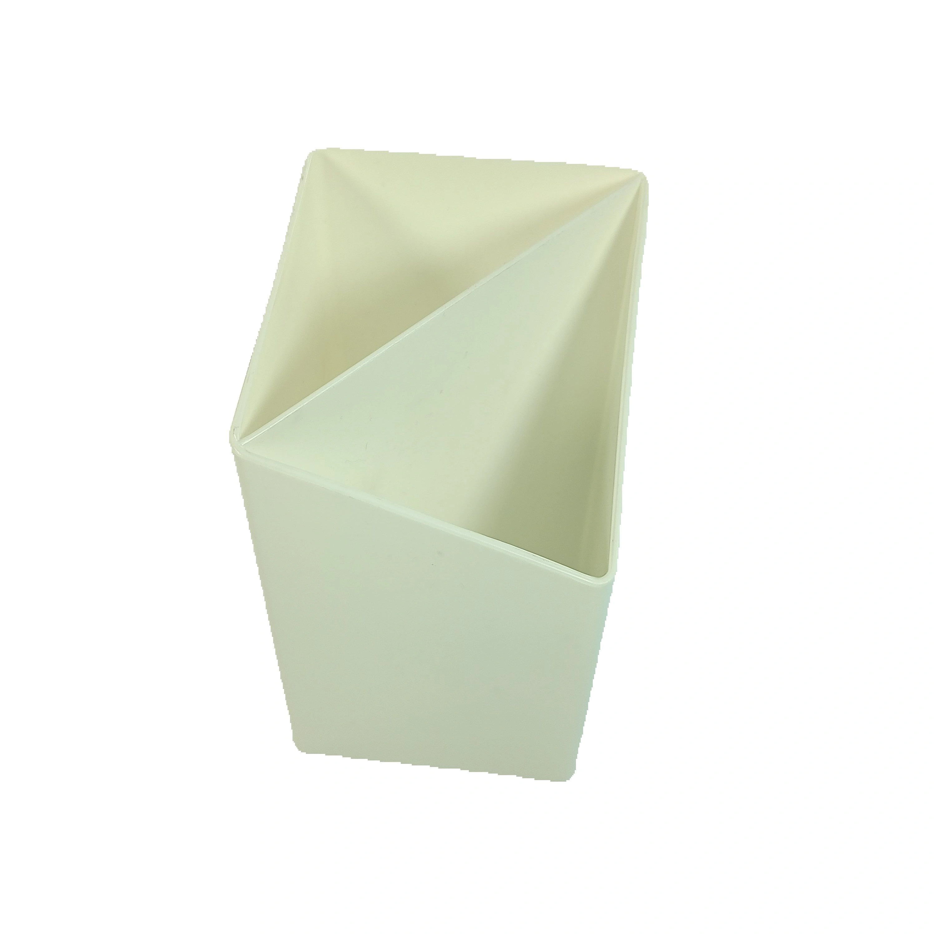 Triangle pen stand